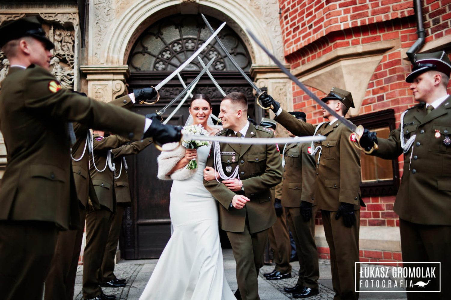 fotograf na ślub cywilny - fotografowanie ślubu cywilnego - profesjonalne zdjęcia z Urzędu Stanu Cywilnego