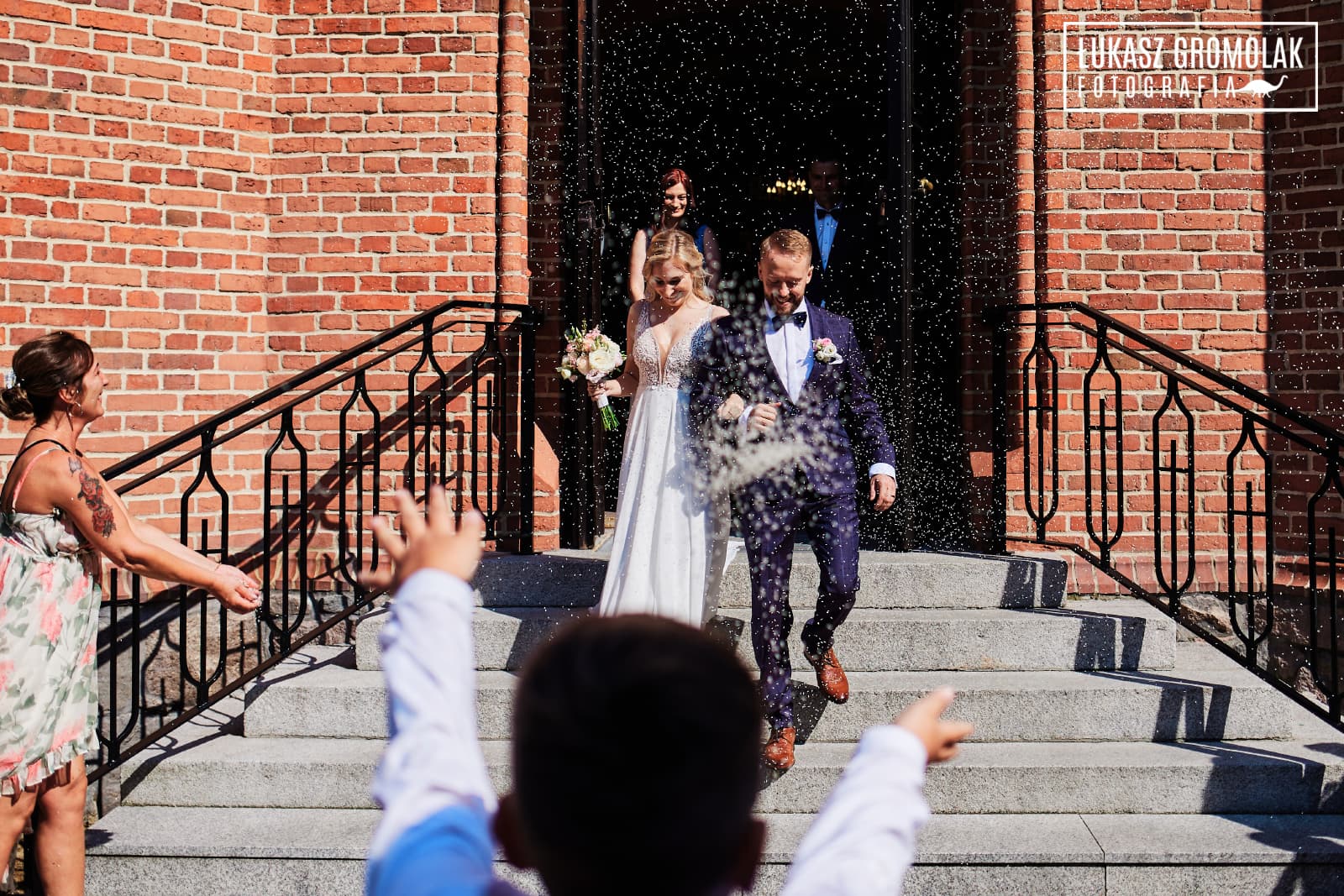 fotograf na ślub kościelny - zdjęcia na ślubie kościelnym