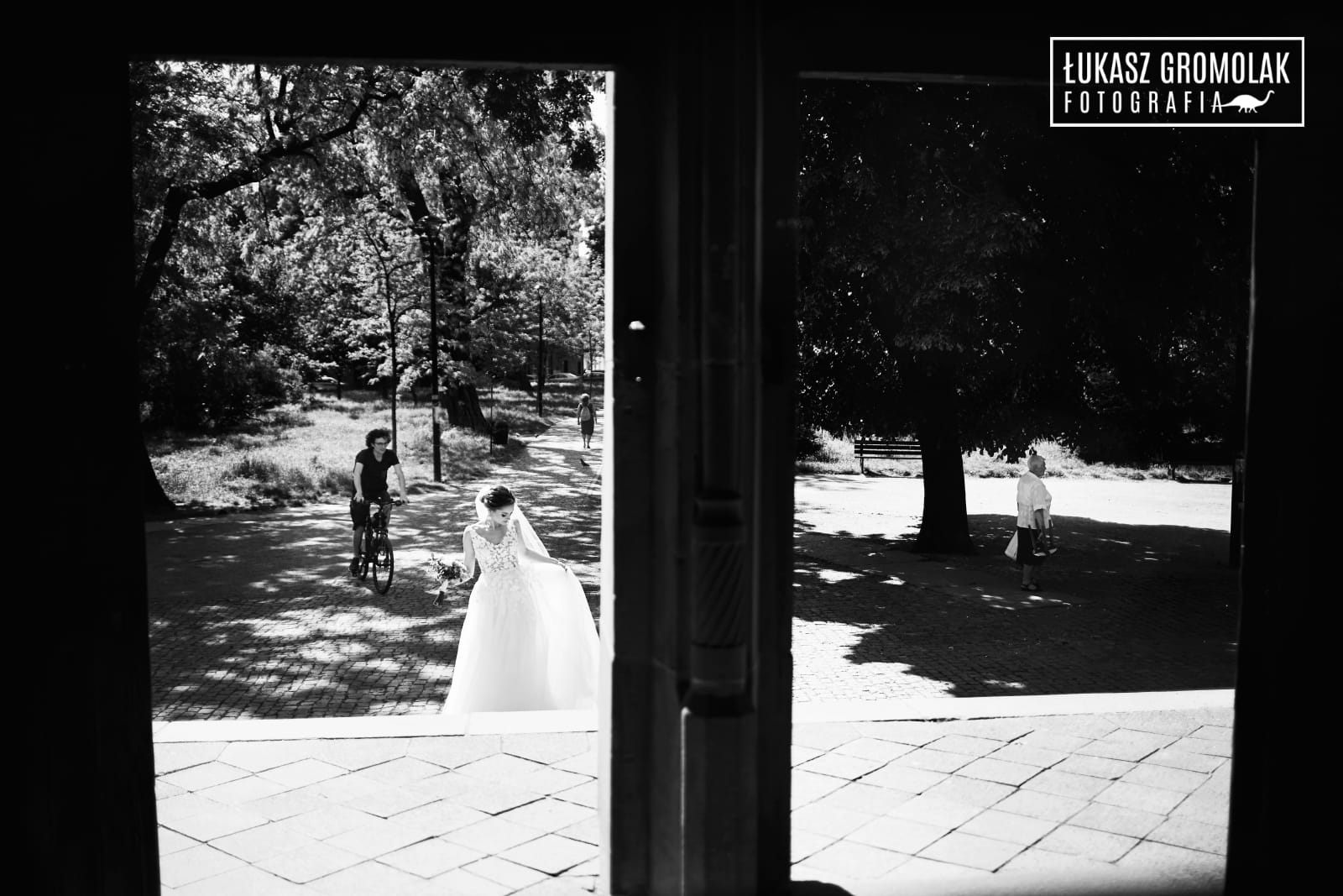 fotograf na ślub kościelny - zdjęcia na ślubie kościelnym