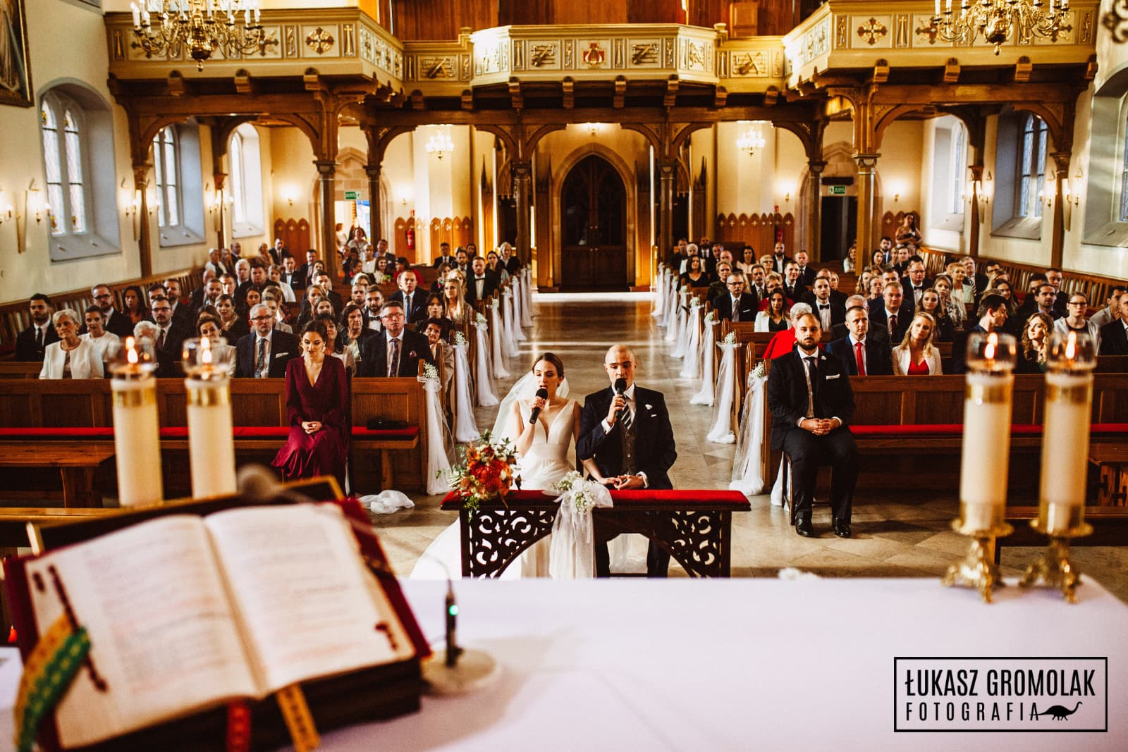 fotograf na ślub kościelny - zdjęcia na ślubie kościelnym