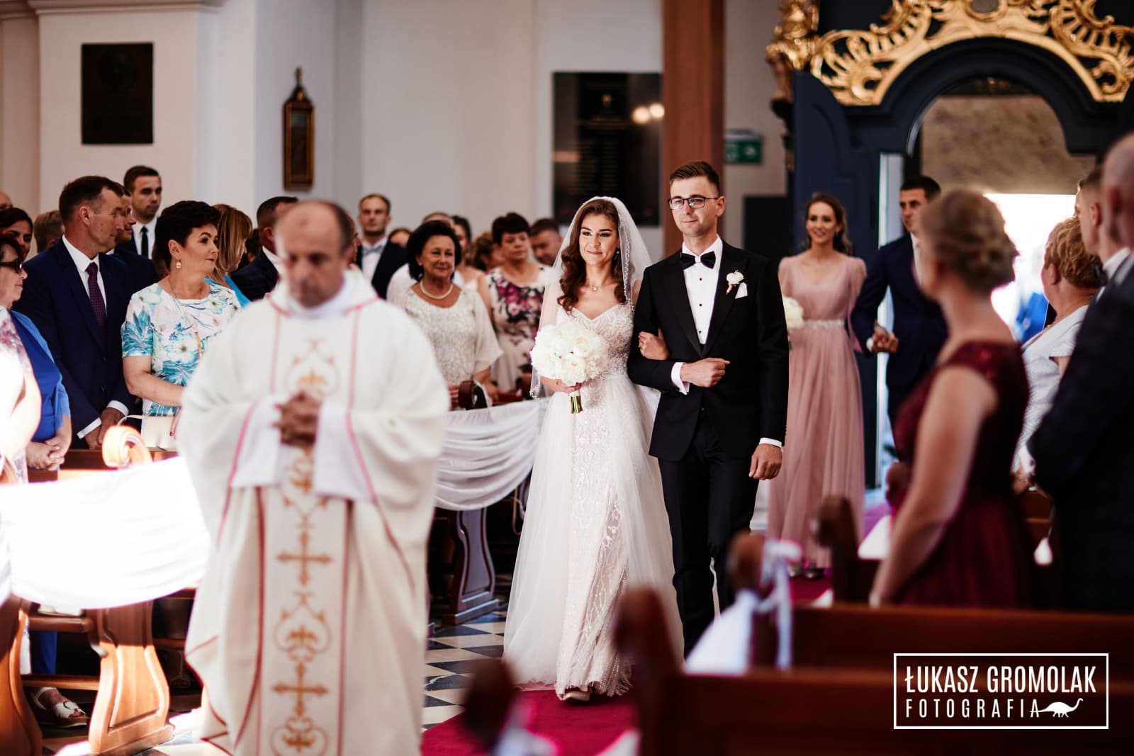 fotograf na ślub kościelny - zdjęcia na ślubie kościelnym
