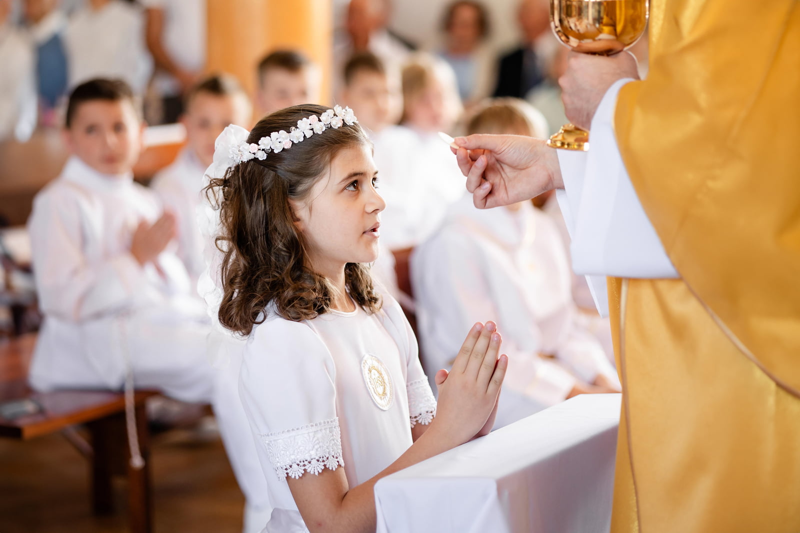 Fotografia komunijna Jastrzębie-Zdrój – fotograf na Komunię Świętą Jastrzębie-Zdrój 9 Fotografia komunijna Jastrzębie-Zdrój – fotograf na Komunię Świętą Jastrzębie-Zdrój