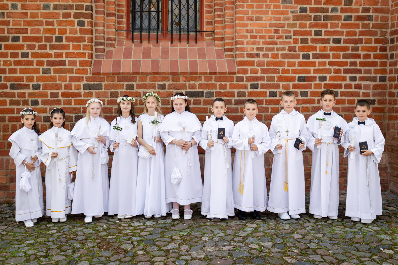 Fotografia komunijna Mysłowice - fotograf na komunię świętą Mysłowice 35 Fotografia komunijna Mysłowice - fotograf na komunię świętą Mysłowice